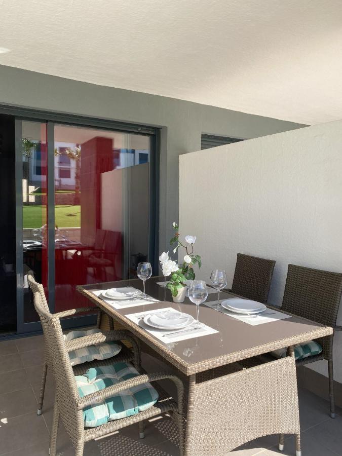 Oasis Beach Apartments Alicante Exterior photo