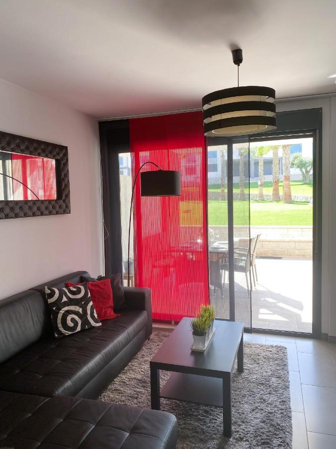 Oasis Beach Apartments Alicante Exterior photo